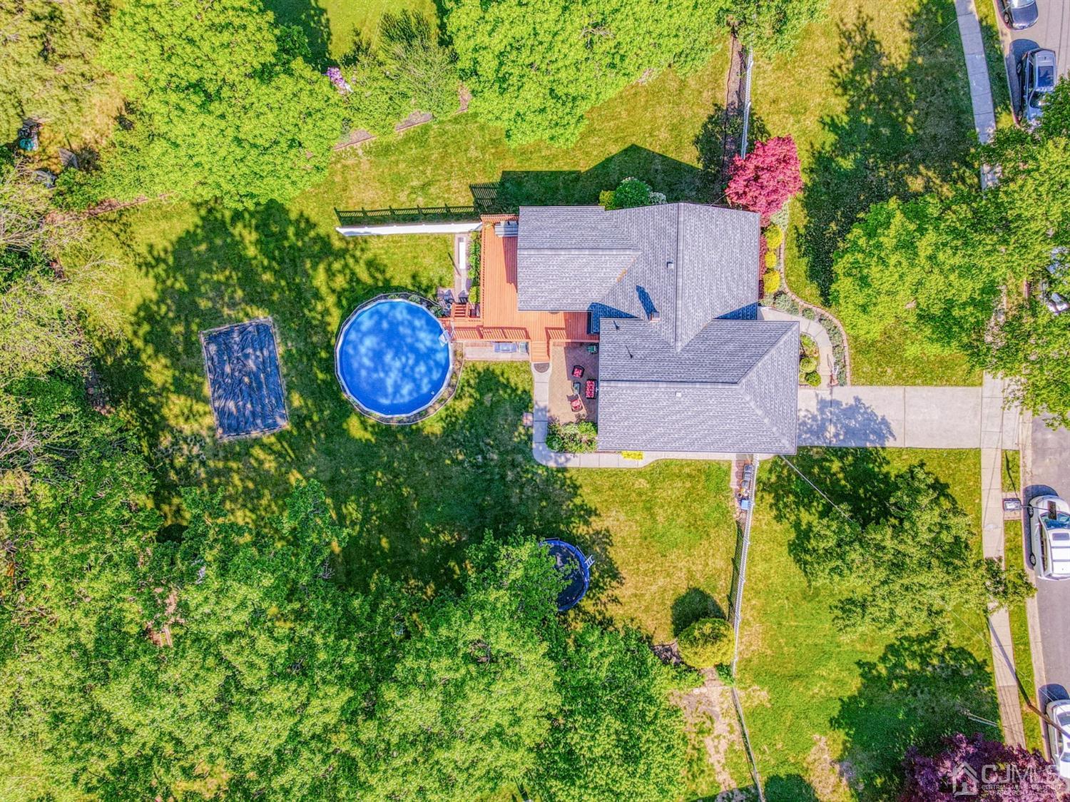 4 Hudson Road East Brunswick, NJ 08816 - Photo 9 of 43 Gallery Image 9