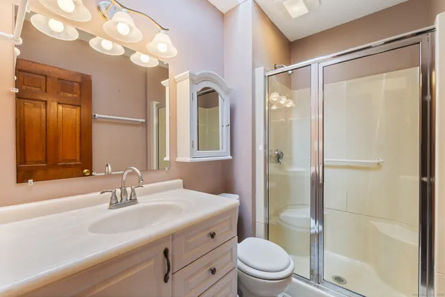 $319,000 | 10 Rockhaven Drive, Unit 10, Glastonbury, CT 06033