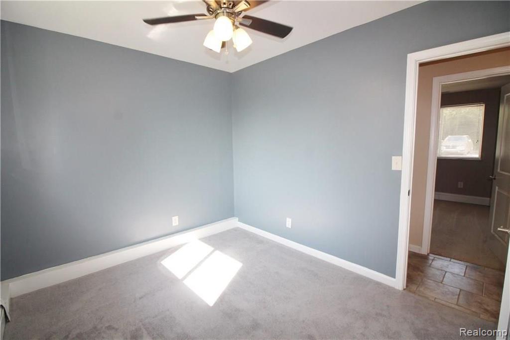 13670 Farm Road Belleville, MI 48111 - Photo 37 of 46 Gallery Image 37