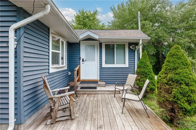 $185,000 | 245 Fire Lane, Cato, NY 13033