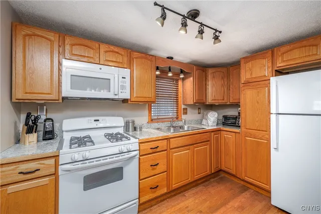 $185,000 | 245 Fire Lane, Cato, NY 13033