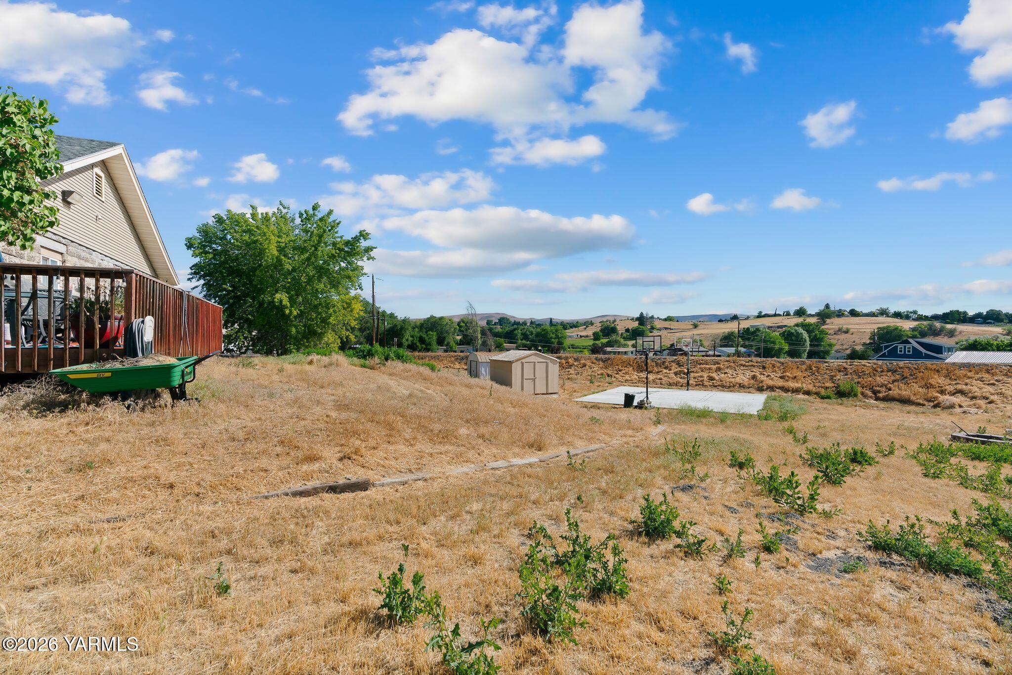 1761 Selah Loop Road Selah, WA 98942 - Photo 28 of 37 1761 Selah Loop Rd-26