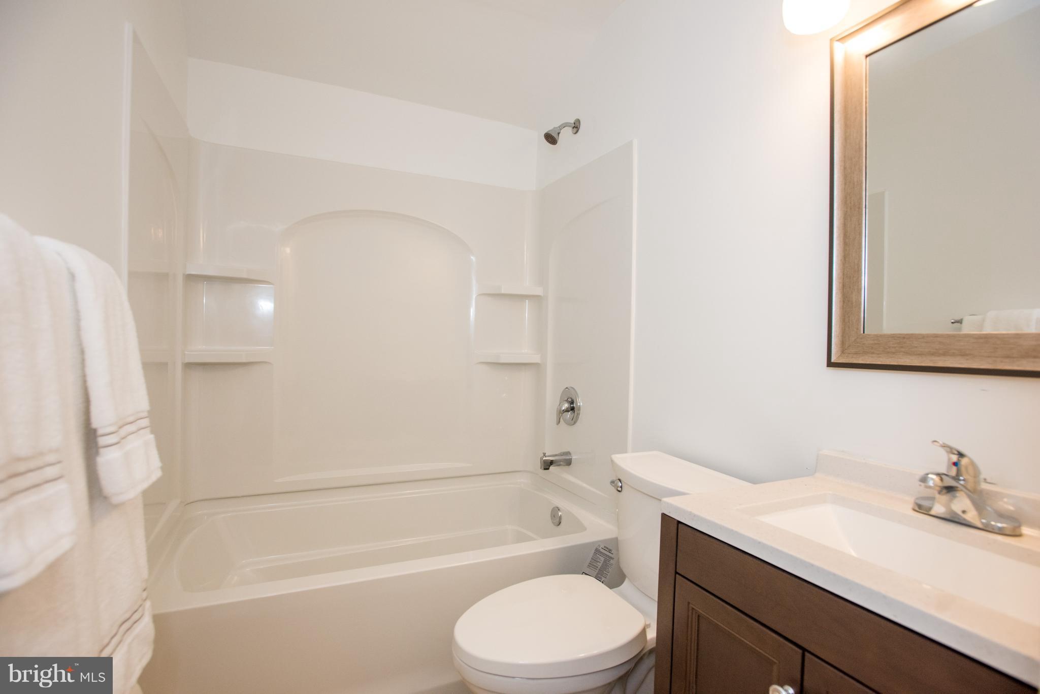 240 Orville Road Baltimore, MD 21221 - Photo 21 of 27 Upstairs bath