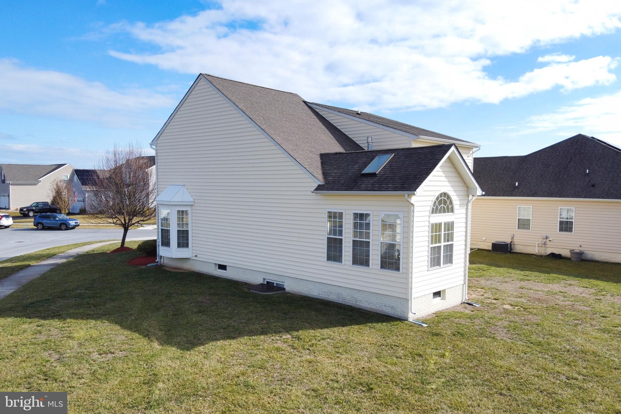 32861 Inlet Way Lewes, DE 19958 - Photo 8 of 65 Side View