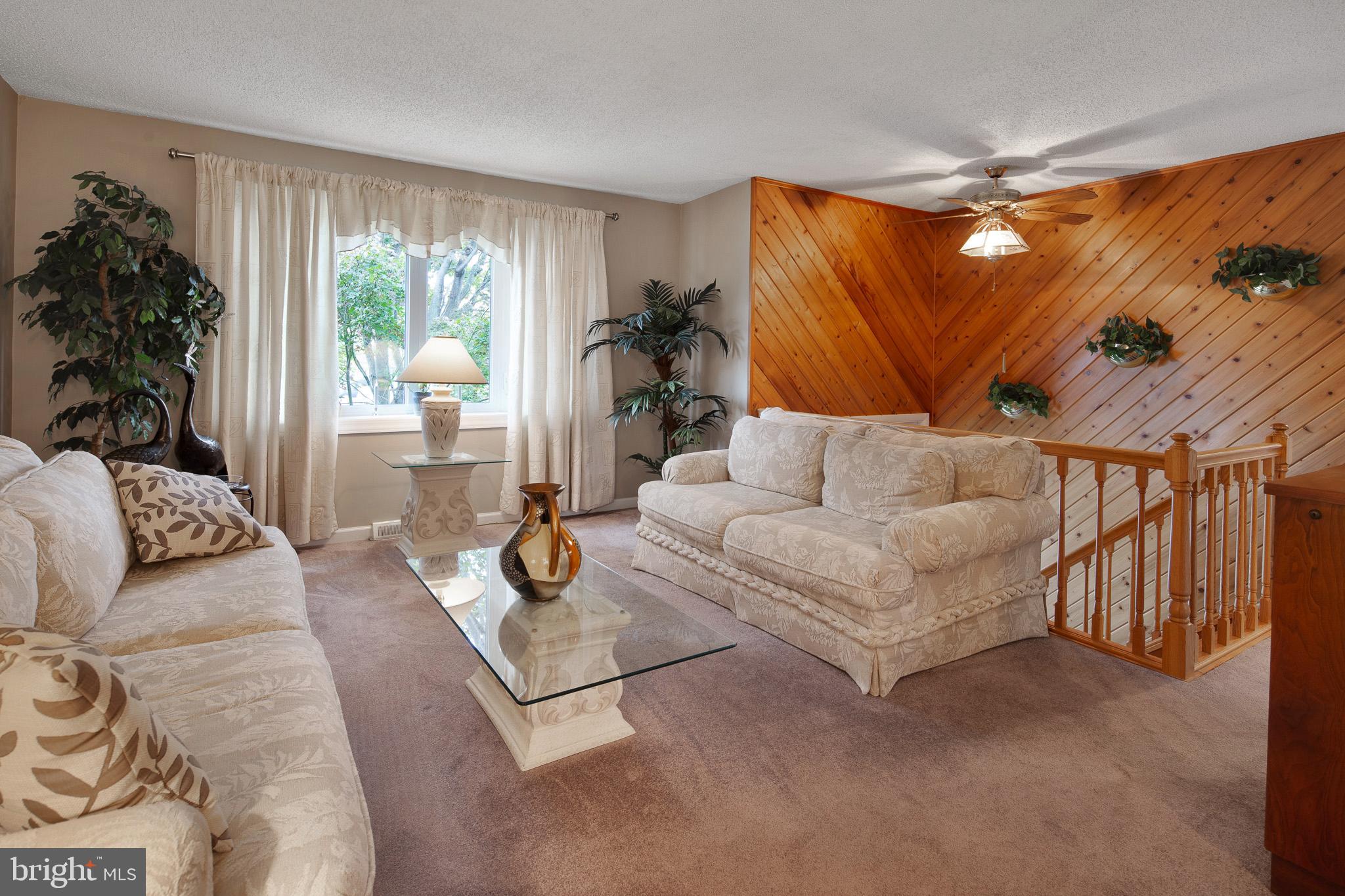 1200 Grayrock Road Newark, DE 19713 - Photo 3 of 19 Formal Living Room