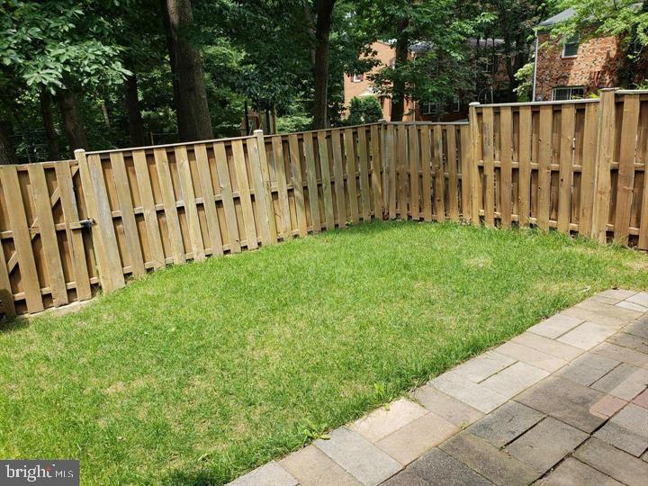 2256 Gunsmith Square Reston, VA 20191 - Photo 4 of 38