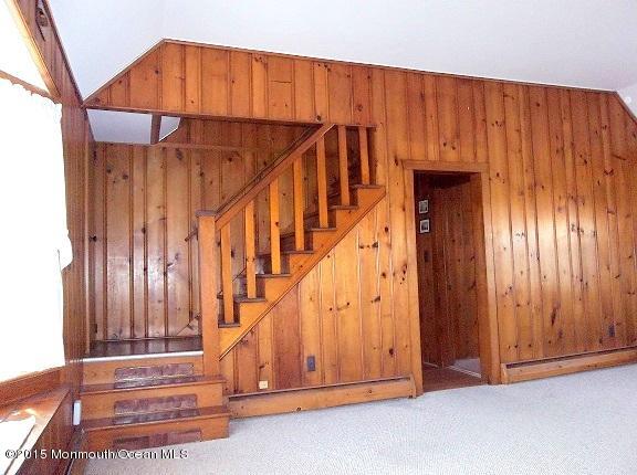Handsome stair case only found in well-b