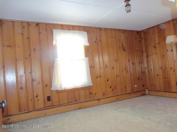 208 Foster Road Toms River, NJ 08753 - Photo 10 of 19 Master first floor bedroom .