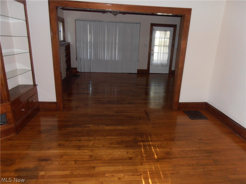 1000 Elbon Road Cleveland, OH 44121 - Photo 6 of 22 Gallery Image 6