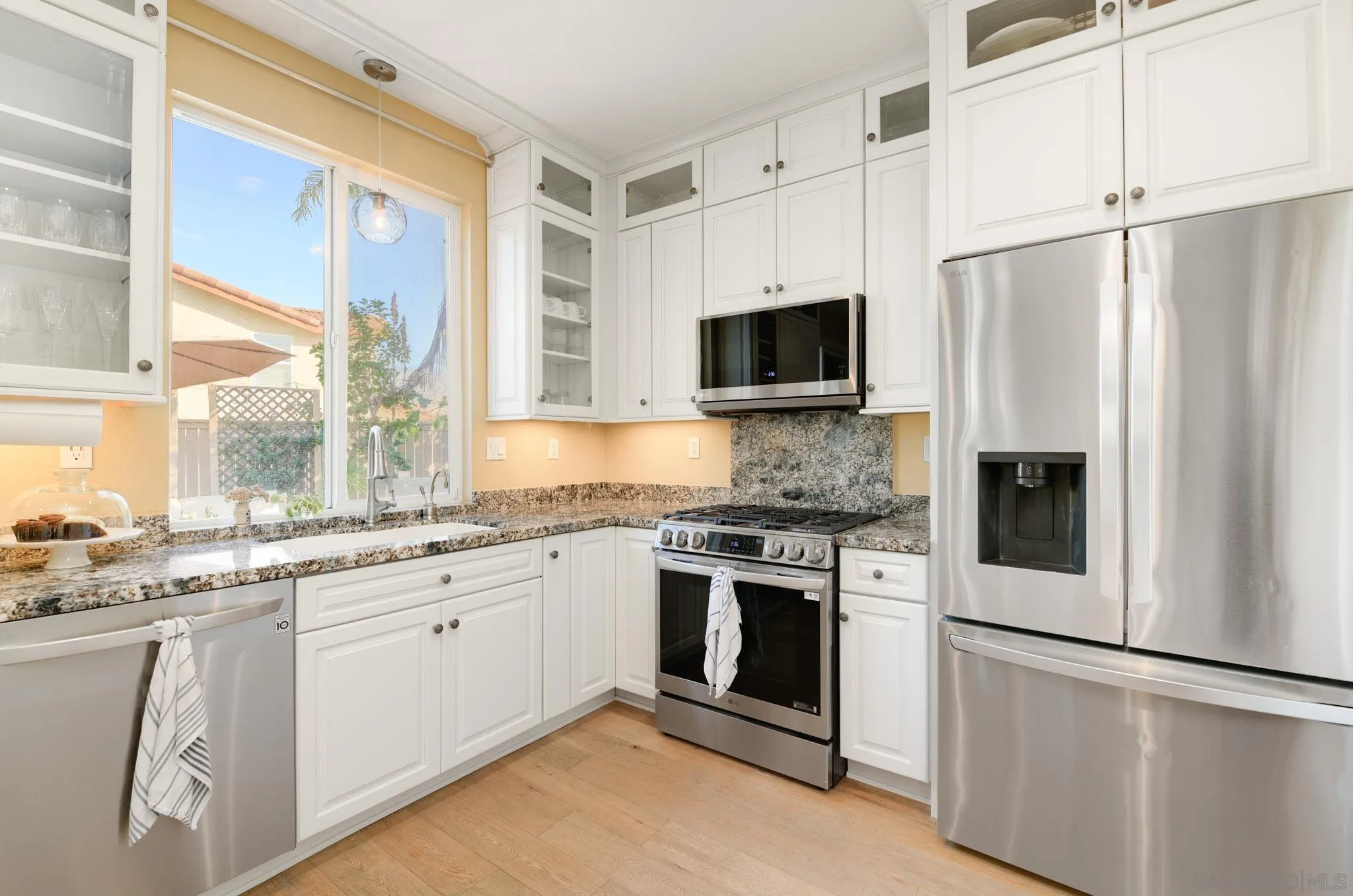 1217 Wolfs Hill Road Chula Vista, CA 91913 - Photo 7 of 29