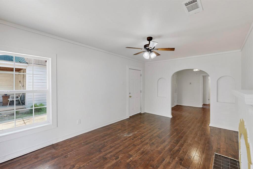 5020 Pershing Street Dallas, TX 75206 - Photo 15 of 30 a view of entryway and hall with wooden floor