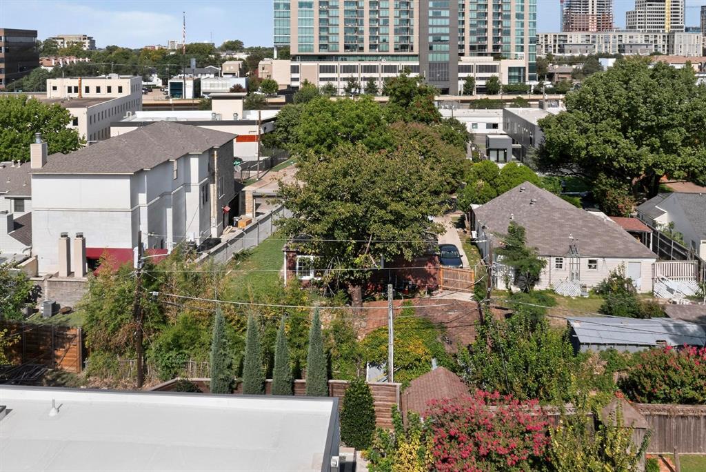 5020 Pershing Street Dallas, TX 75206 - Photo 29 of 30 a view of a city that has tall buildings