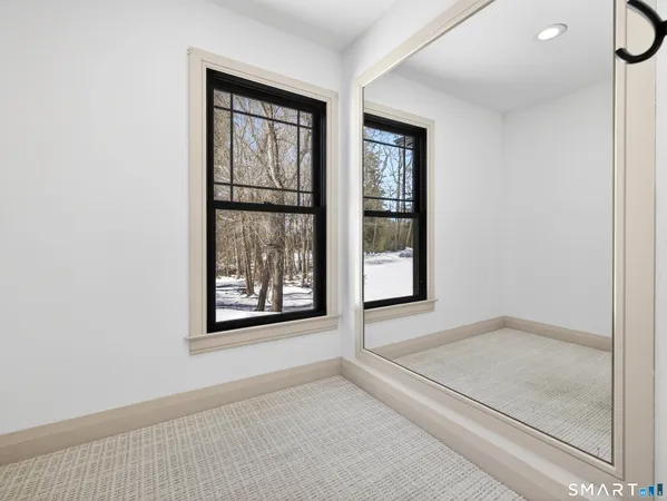 $1,199,900 | 34-1 Johnny Cake Hill Road, Old Lyme, CT 06371