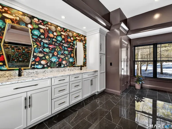 $1,199,900 | 34-1 Johnny Cake Hill Road, Old Lyme, CT 06371