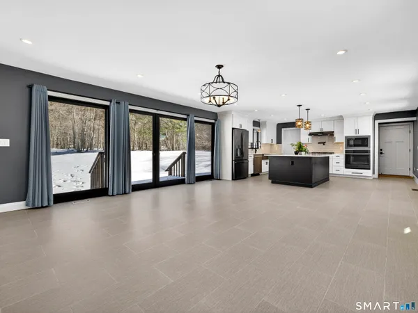 $1,199,900 | 34-1 Johnny Cake Hill Road, Old Lyme, CT 06371