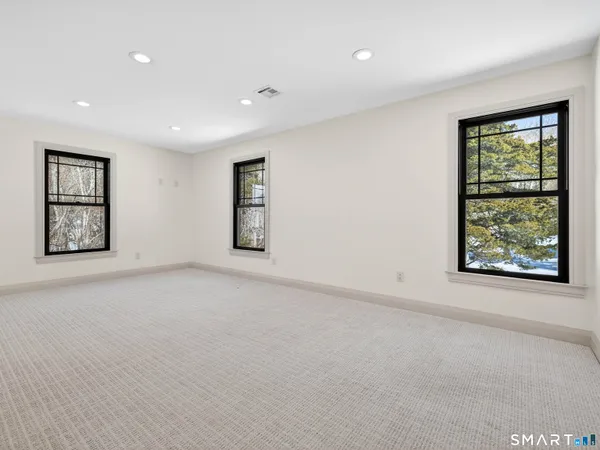 $1,199,900 | 34-1 Johnny Cake Hill Road, Old Lyme, CT 06371