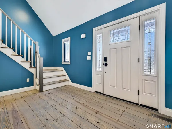 $1,199,900 | 34-1 Johnny Cake Hill Road, Old Lyme, CT 06371