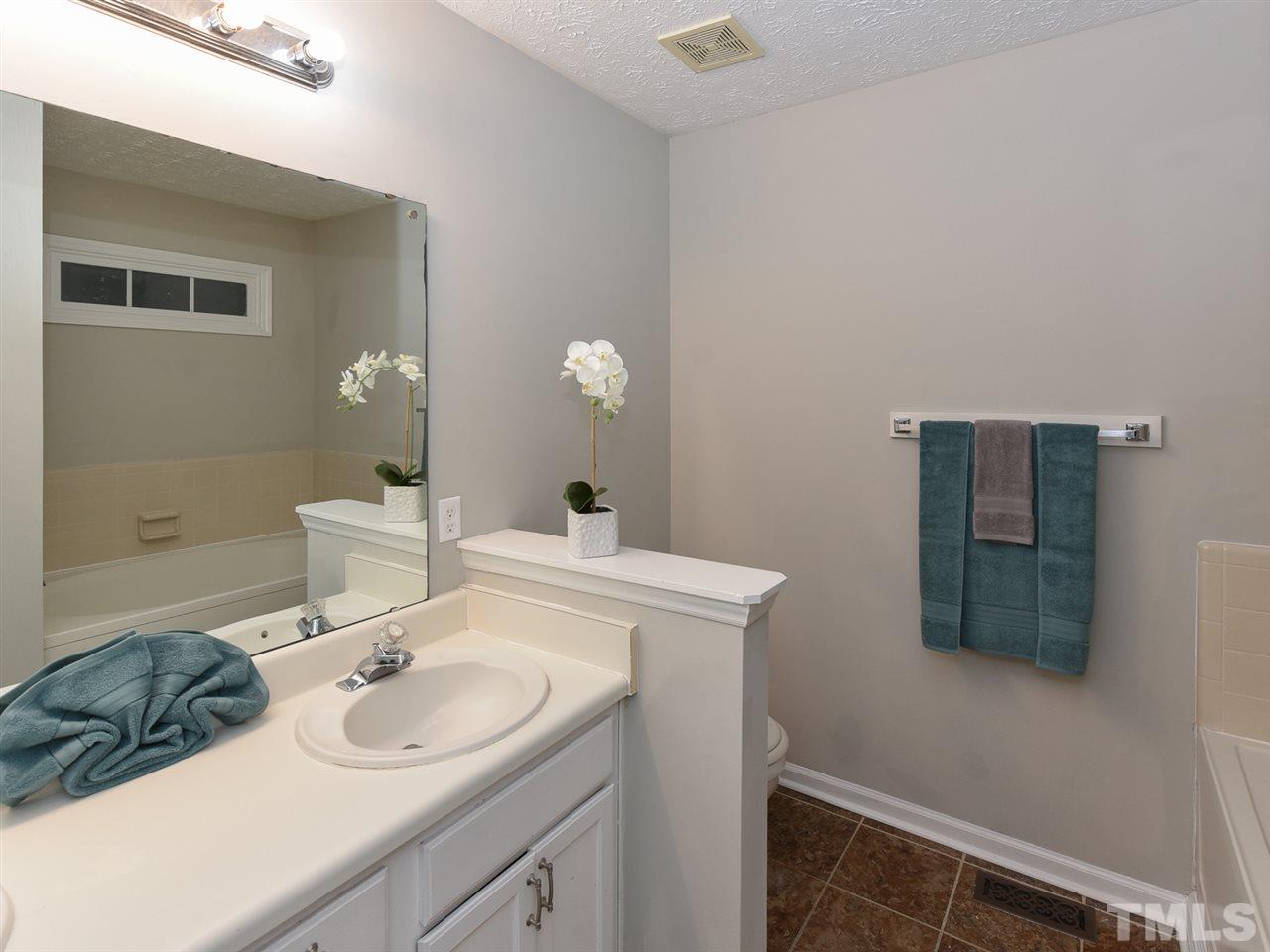 5805 Chatmoss Drive Raleigh, NC 27610 - Photo 16 of 25 Gallery Image 16