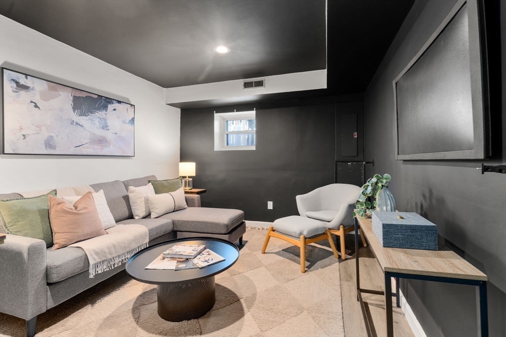 6 Watson Street, Unit 1 Cambridge, MA 02139 - Photo 27 of 31