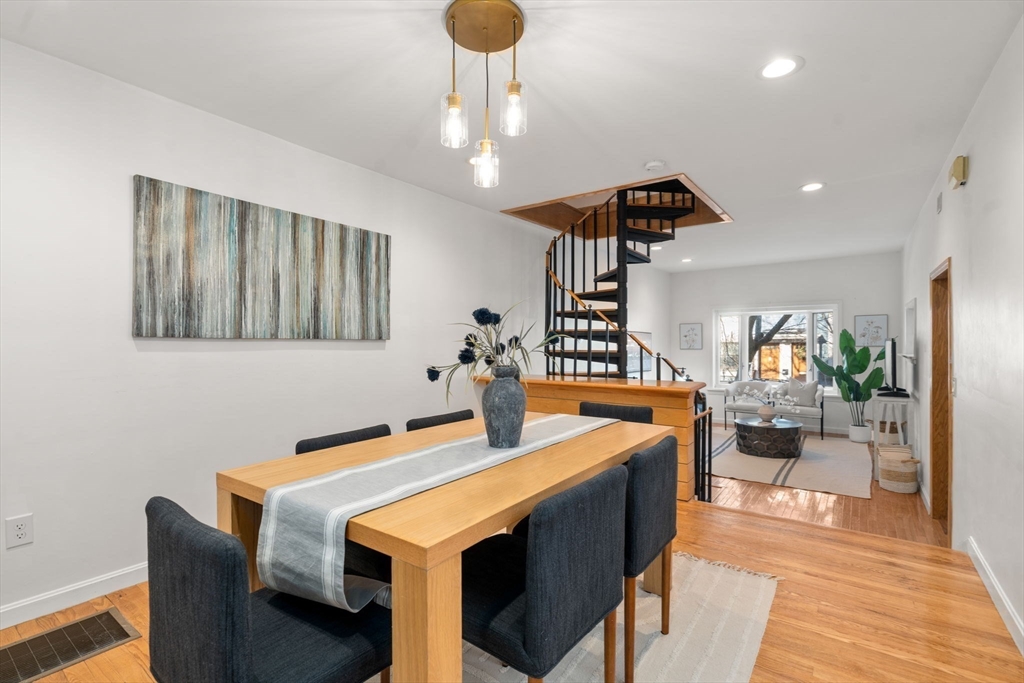 6 Watson Street, Unit 1 Cambridge, MA 02139 - Photo 3 of 31