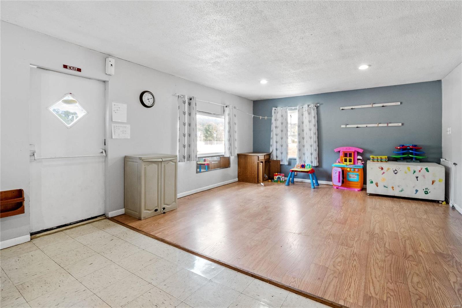 625 South Main Street Dupo, IL 62239 - Photo 2 of 35