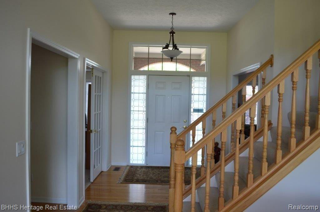9665 Quail Ridge Run Brighton, MI 48114 - Photo 19 of 73 70328.jpg