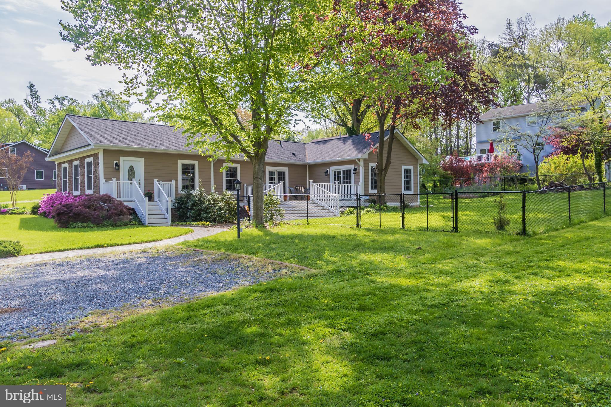 109 Severn Avenue Severna Park, MD 21146 - Photo 29 of 29 Exterior (Front)