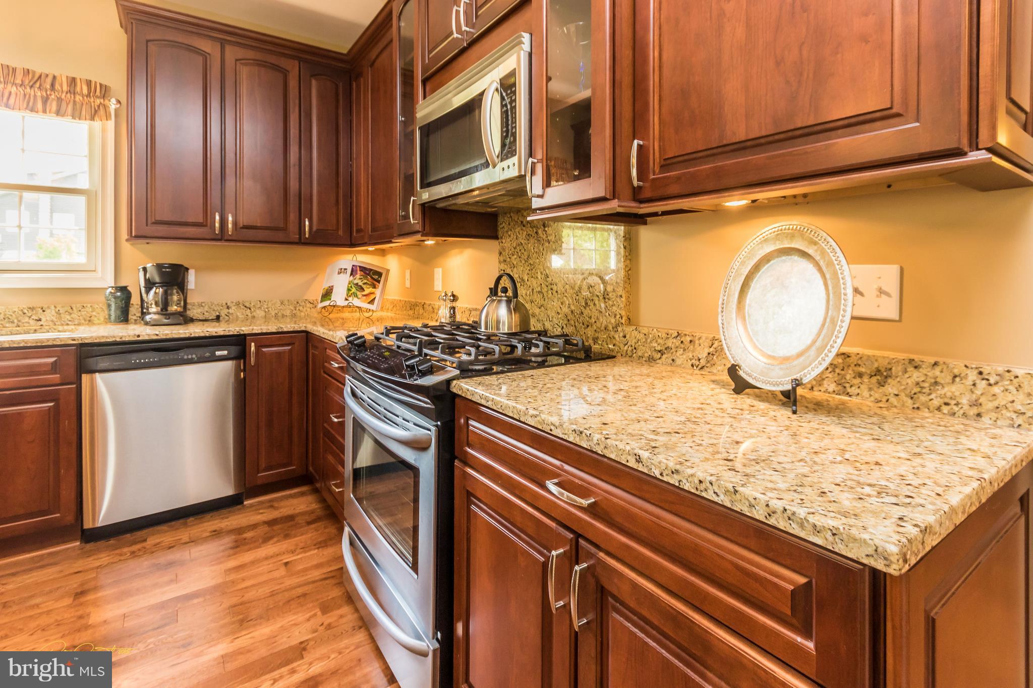 109 Severn Avenue Severna Park, MD 21146 - Photo 6 of 29 Kitchen