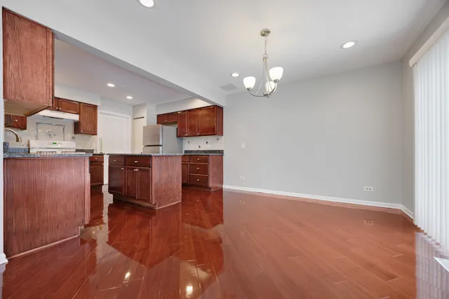 $385,000 | 848 Newbury Court, Schaumburg, IL 60173