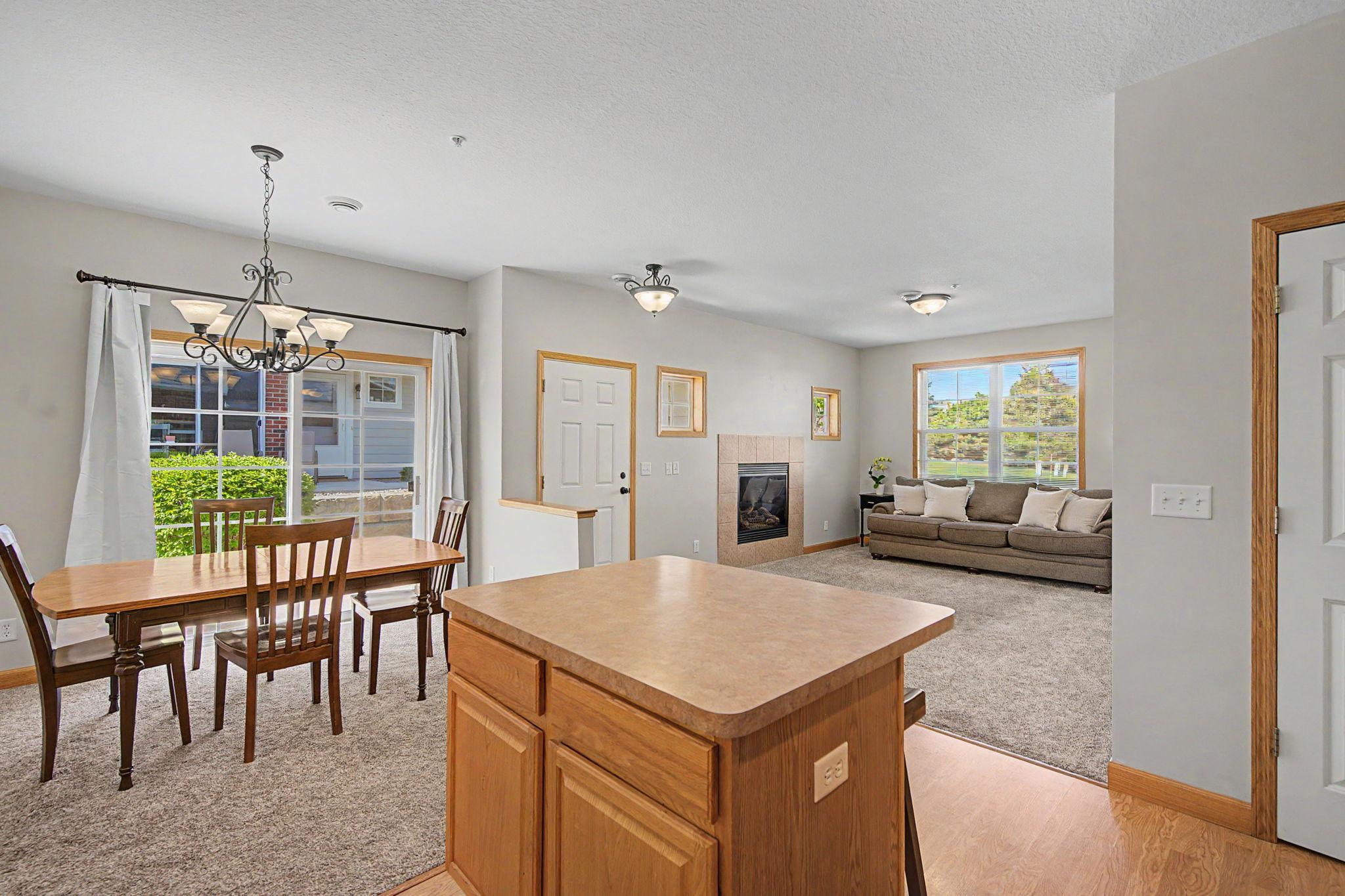 9202 Spirit Hills Road Monticello, MN 55362 - Photo 4 of 26