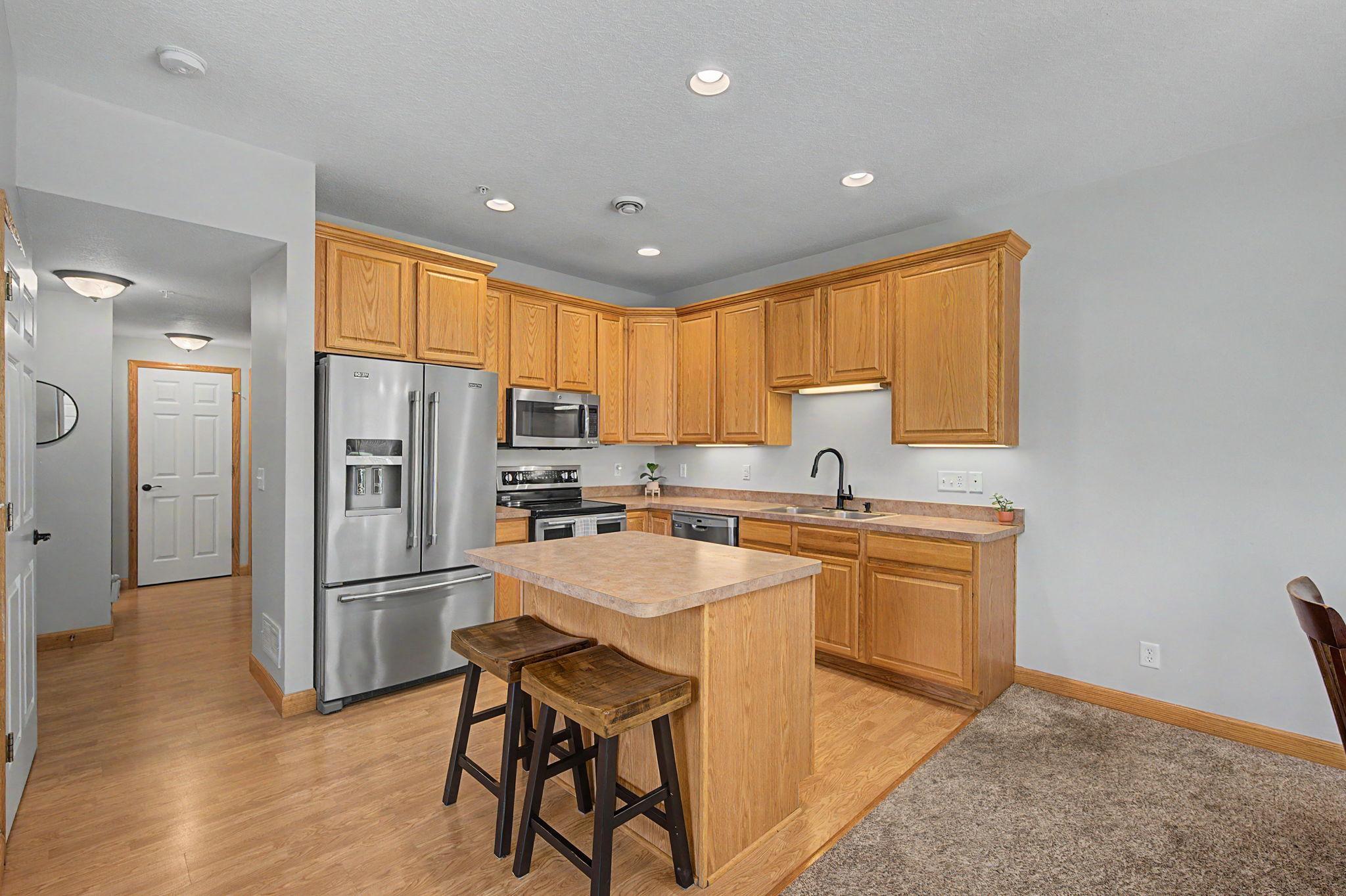 9202 Spirit Hills Road Monticello, MN 55362 - Photo 5 of 26