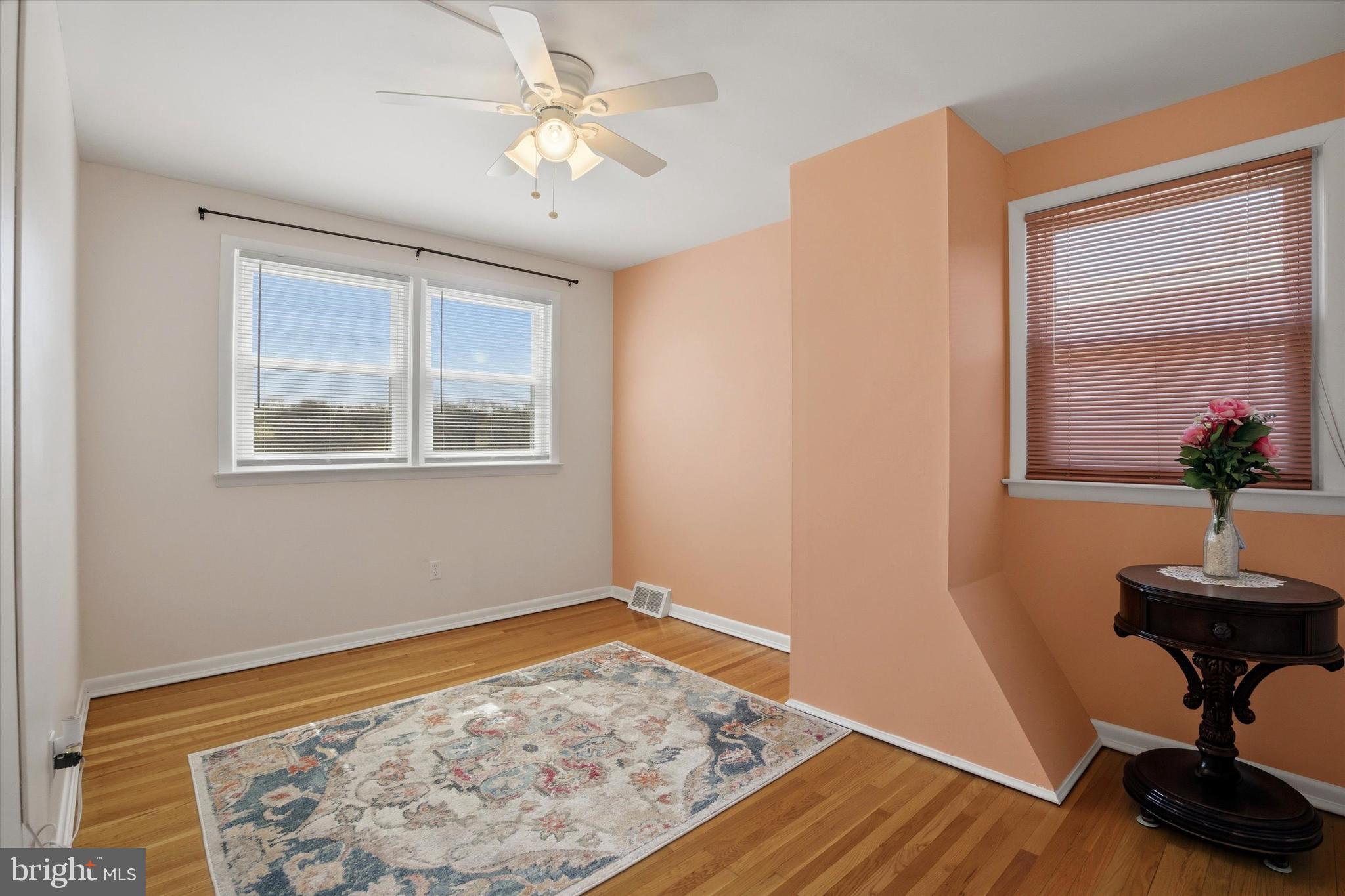 748 Hill Road Philadelphia, PA 19128 - Photo 12 of 28 Gallery Image 12