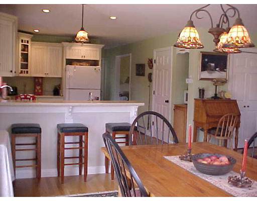 113 Braley Hill Road Rochester, MA 02770 - Photo 9 of 22 Gallery Image 9
