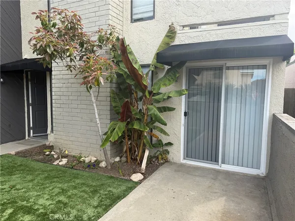 $3,600 | 16682 Dolores Lane, Huntington Beach, CA 92649