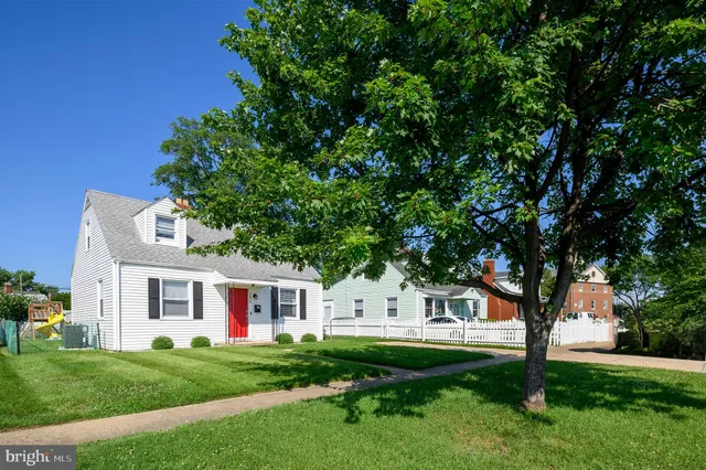 $259,900 | 3475 Liberty Parkway, Dundalk, MD 21222