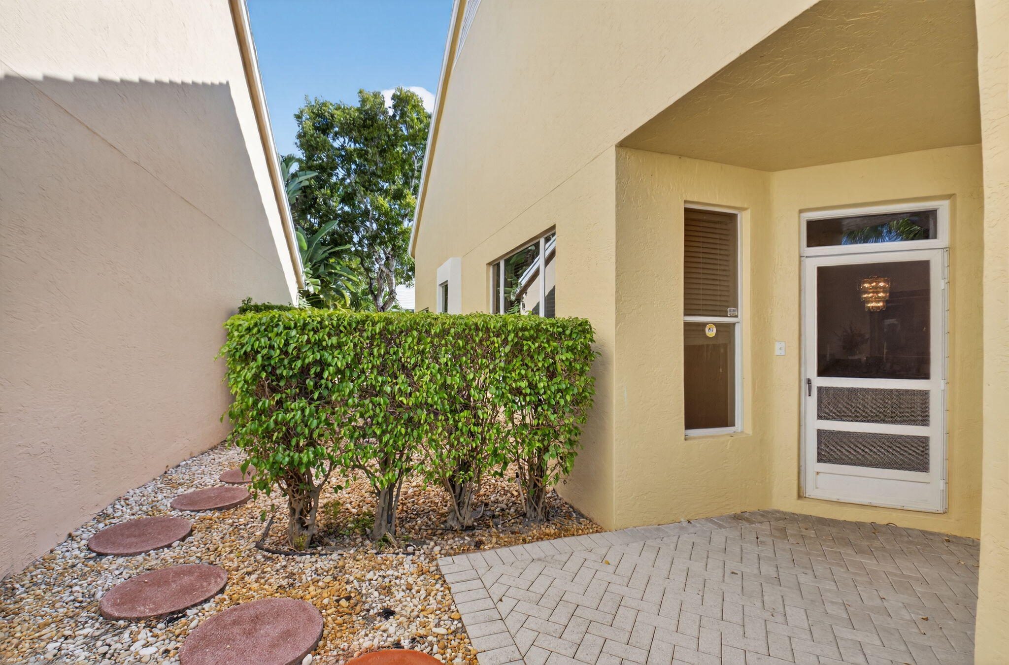 8361 Horseshoe Bay Road Boynton Beach, FL 33472 - Photo 5 of 73 5-web-or-mls-DSC_5053