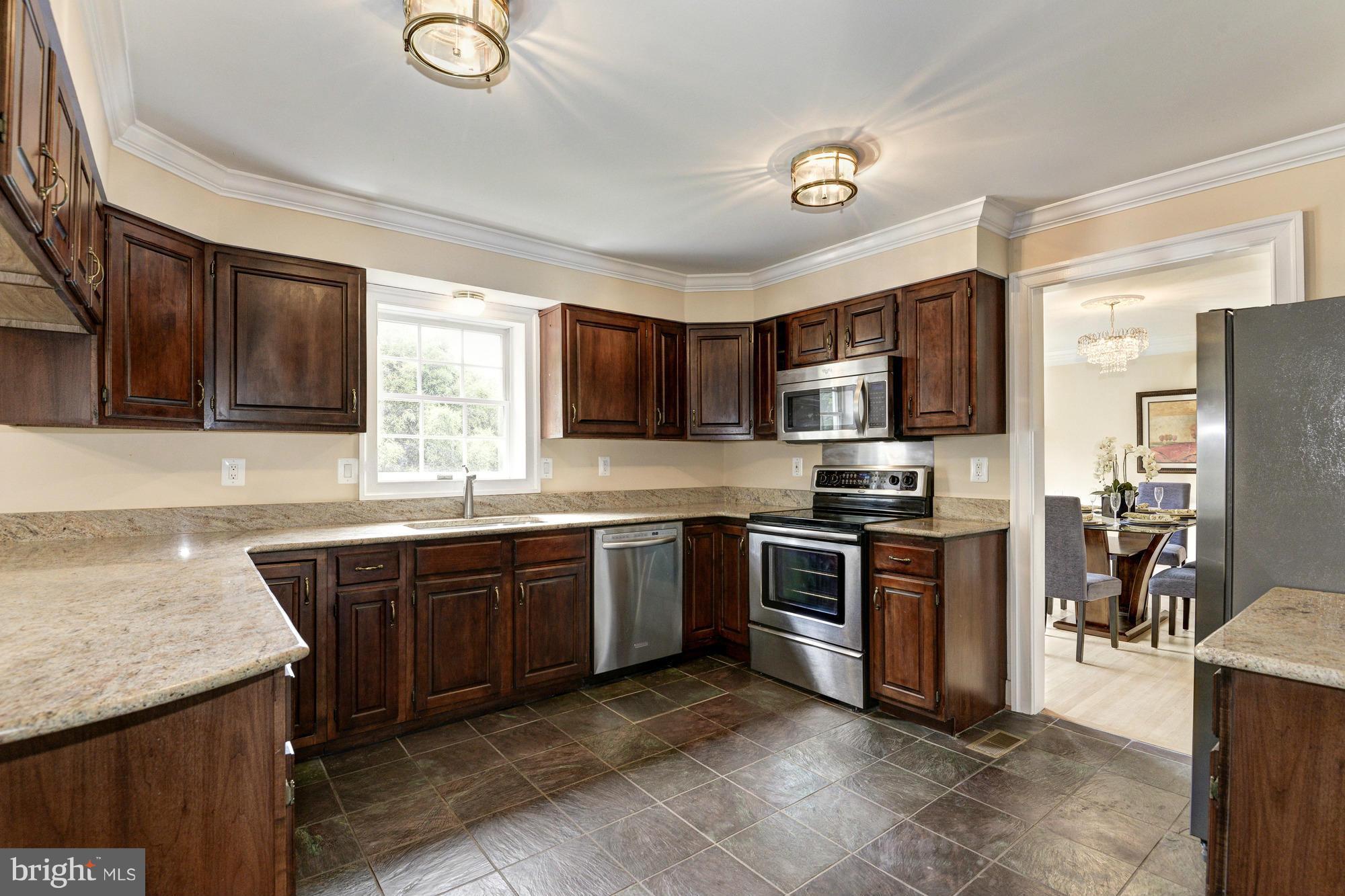 1029 Spring Hill Road McLean, VA 22102 - Photo 11 of 30 Kitchen
