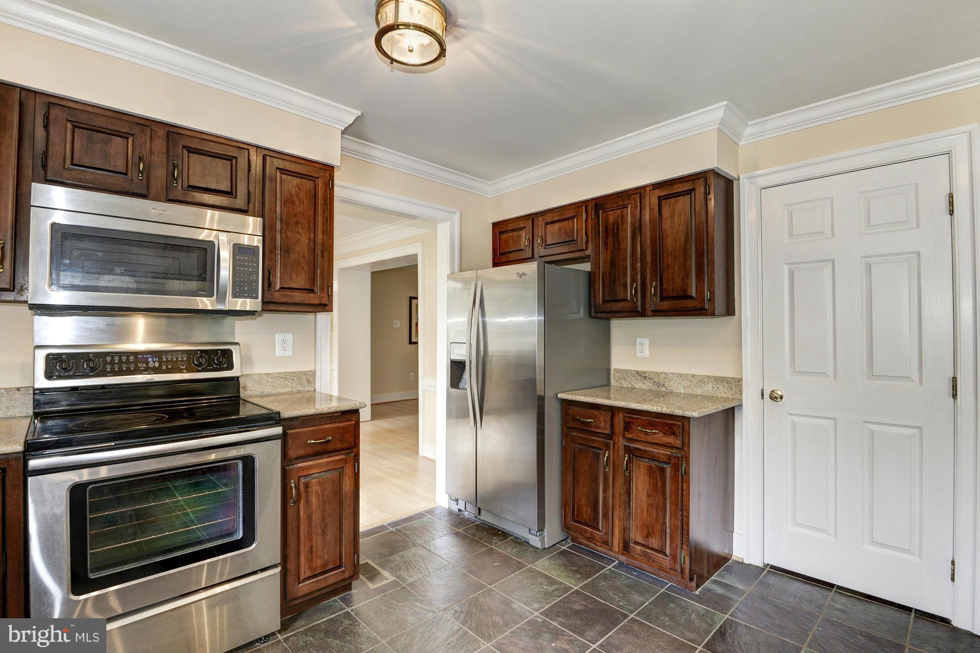1029 Spring Hill Road McLean, VA 22102 - Photo 8 of 30 Kitchen