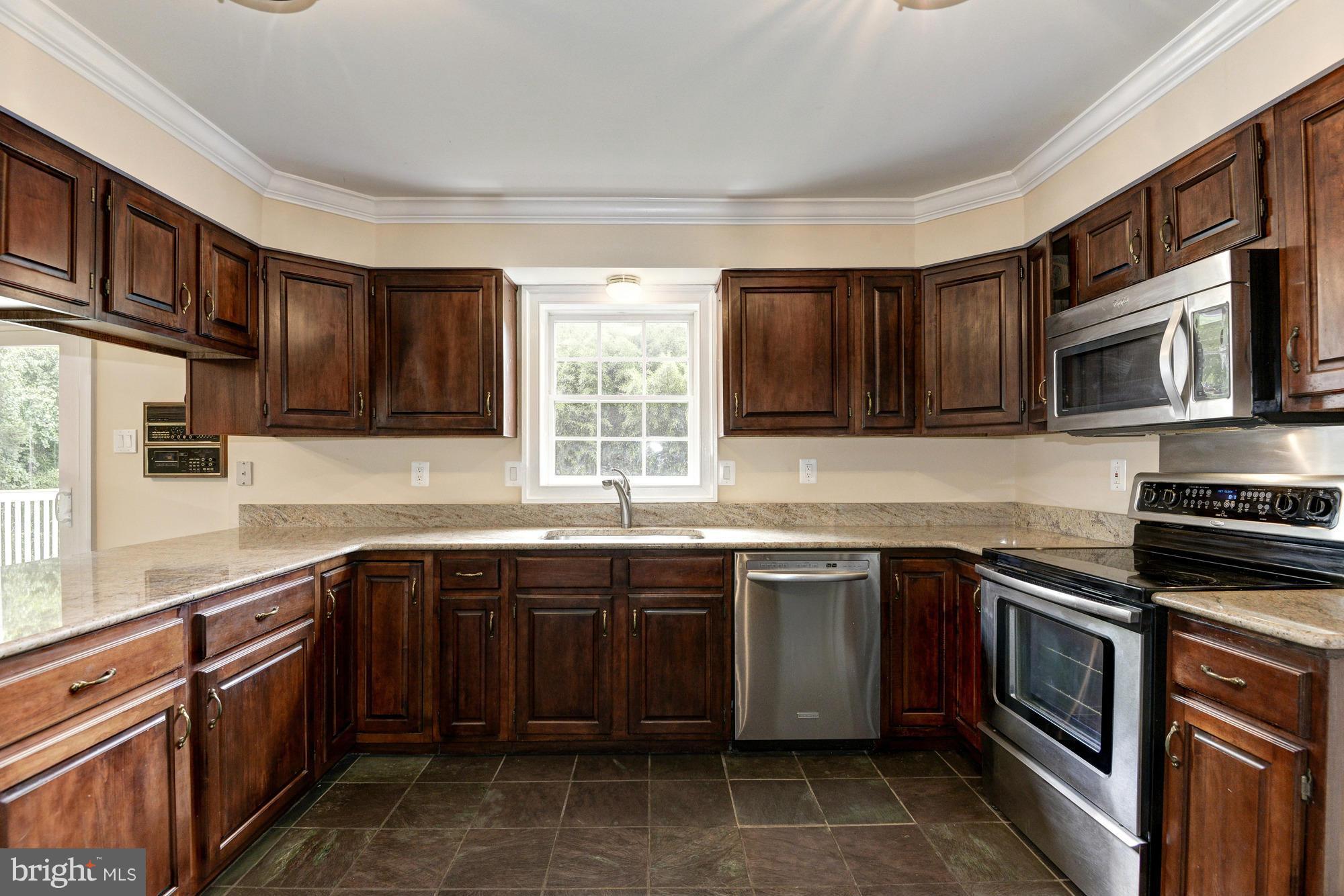 1029 Spring Hill Road McLean, VA 22102 - Photo 10 of 30 Kitchen