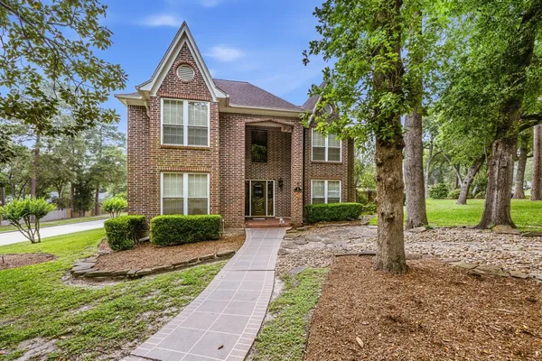 $469,000 | 30 Royal Dalton Circle, Conroe, TX 77304