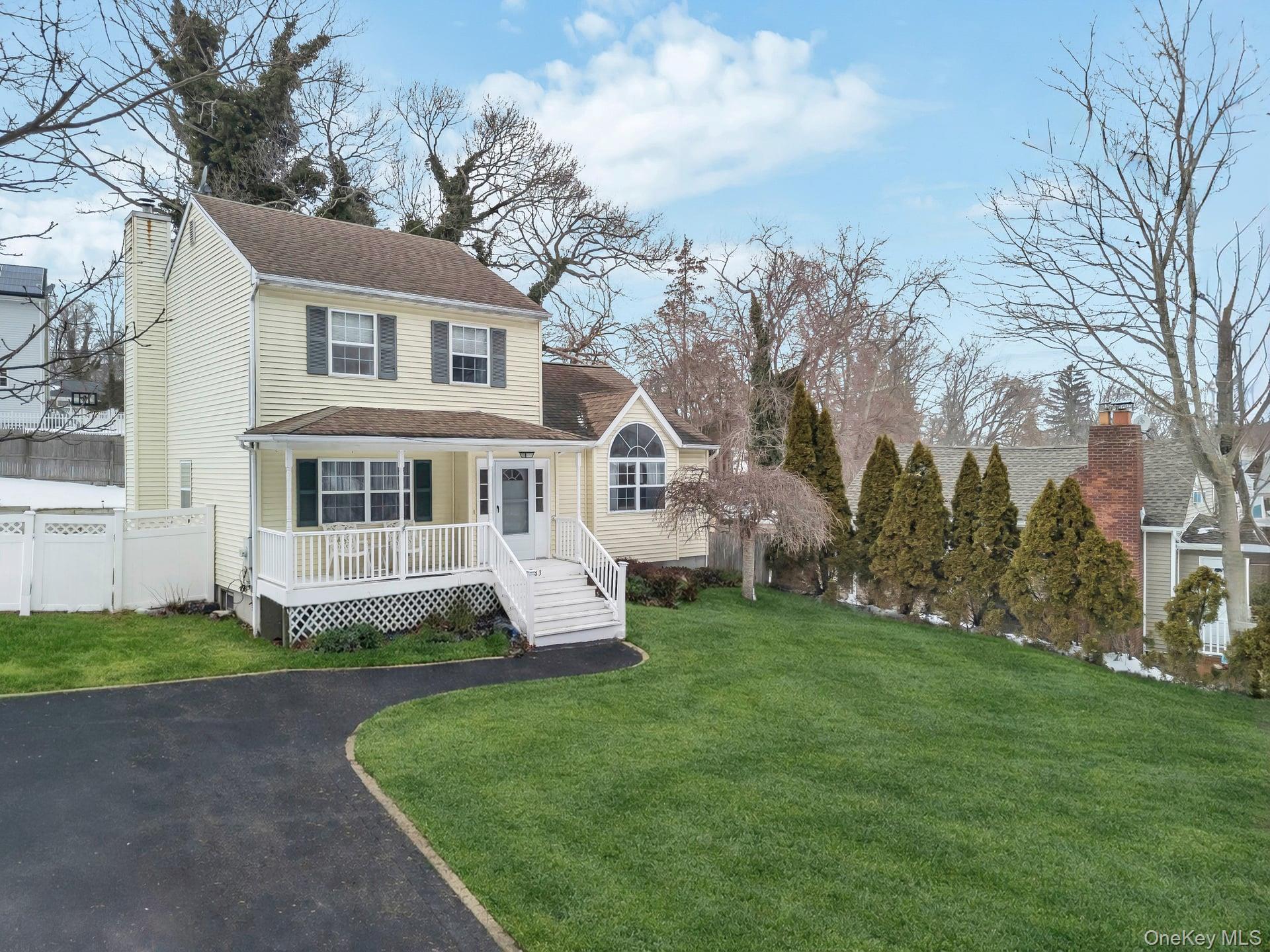 83 Friendship Drive Rocky Point, NY 11778 - Photo 5 of 49