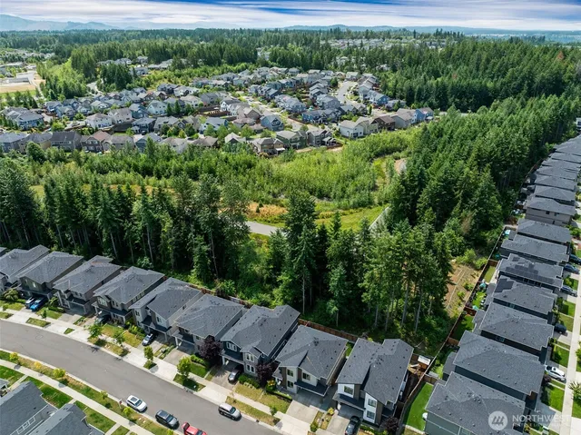 $699,950 | 19010 133rd St Court East, Bonney Lake, WA 98391