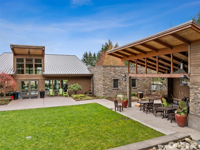 $699,950 | 19010 133rd St Court East, Bonney Lake, WA 98391