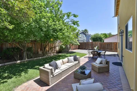 $988,888 | 887 Martiri Drive, Gilroy, CA 95020