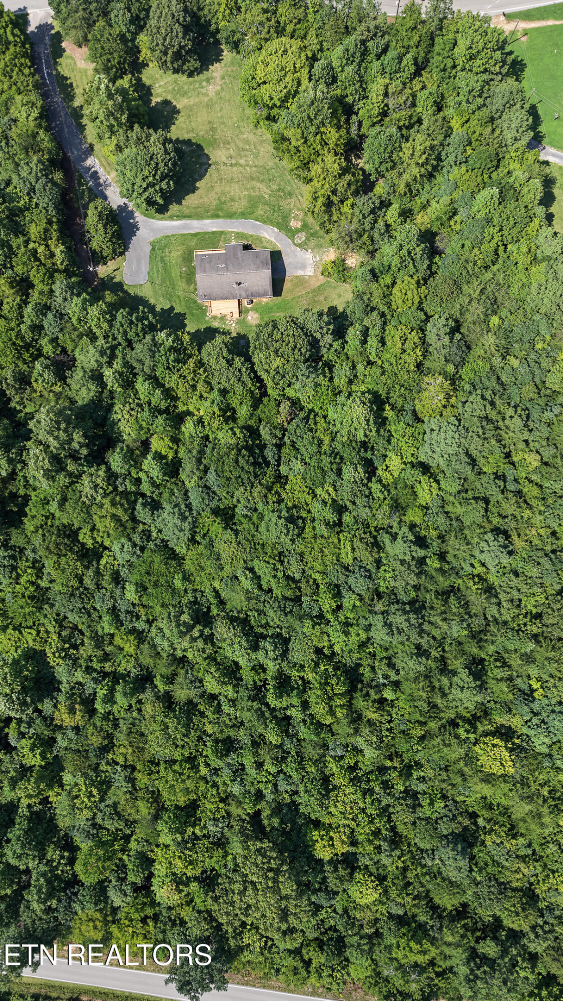 280 Garren Road Madisonville, TN 37354 - Photo 43 of 52 DJI_20260810151858_0108_D-2