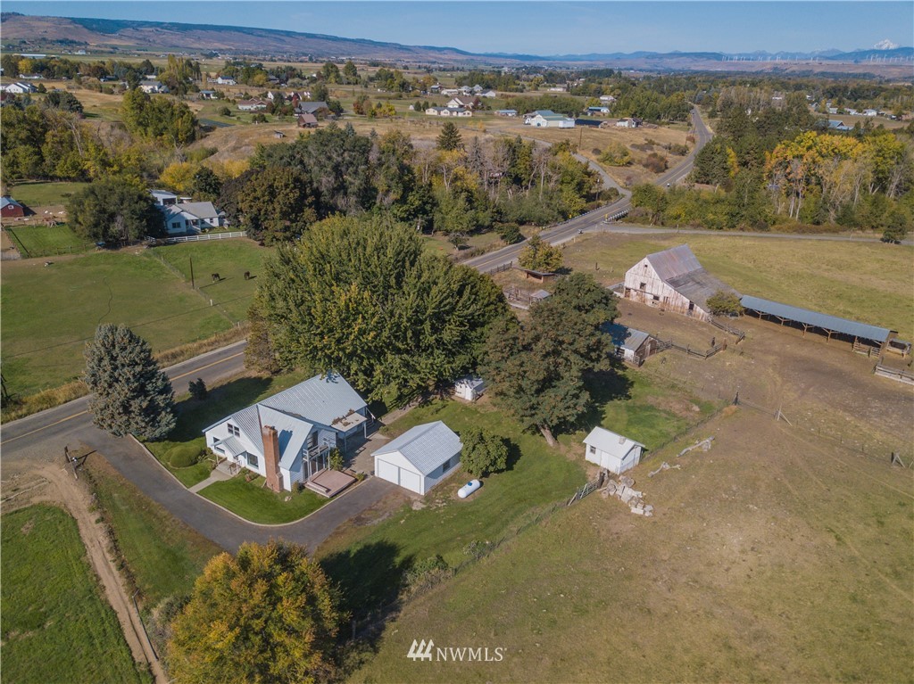 1320 Brown Road Ellensburg, WA 98926 - Photo 1 of 28 Gallery Image 1