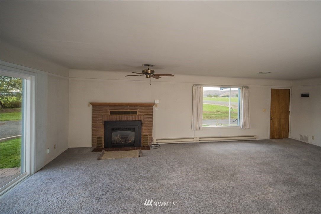 1320 Brown Road Ellensburg, WA 98926 - Photo 4 of 28 Gallery Image 4