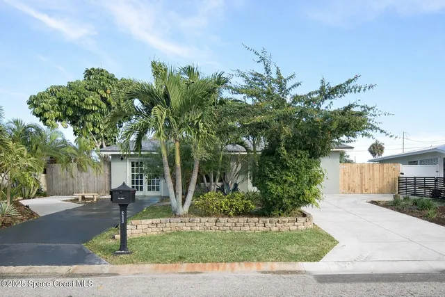 $290,000 | 833 Chickasaw Avenue, Melbourne, FL 32935