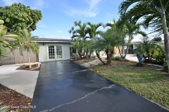 $290,000 | 833 Chickasaw Avenue, Melbourne, FL 32935