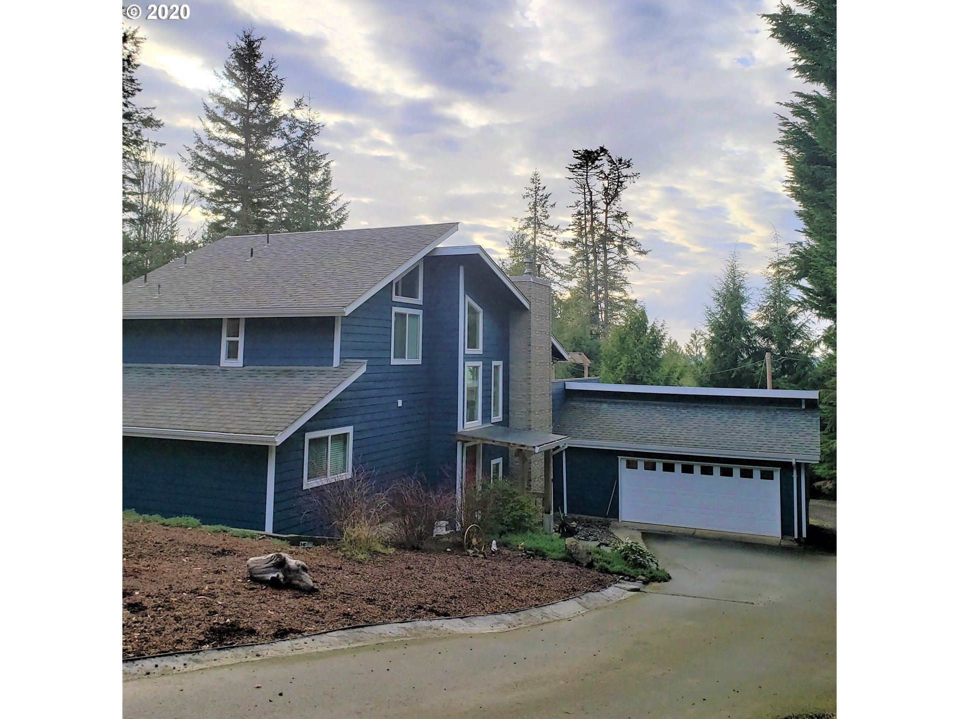 57348 Crest Acres Road Coquille, OR 97423 - Photo 1 of 16 Gallery Image 1